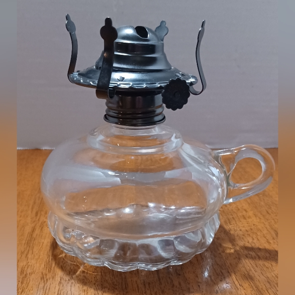 Vintage Lamplight Farms Scalloped Glass Oil Lamp with Finger Loop.